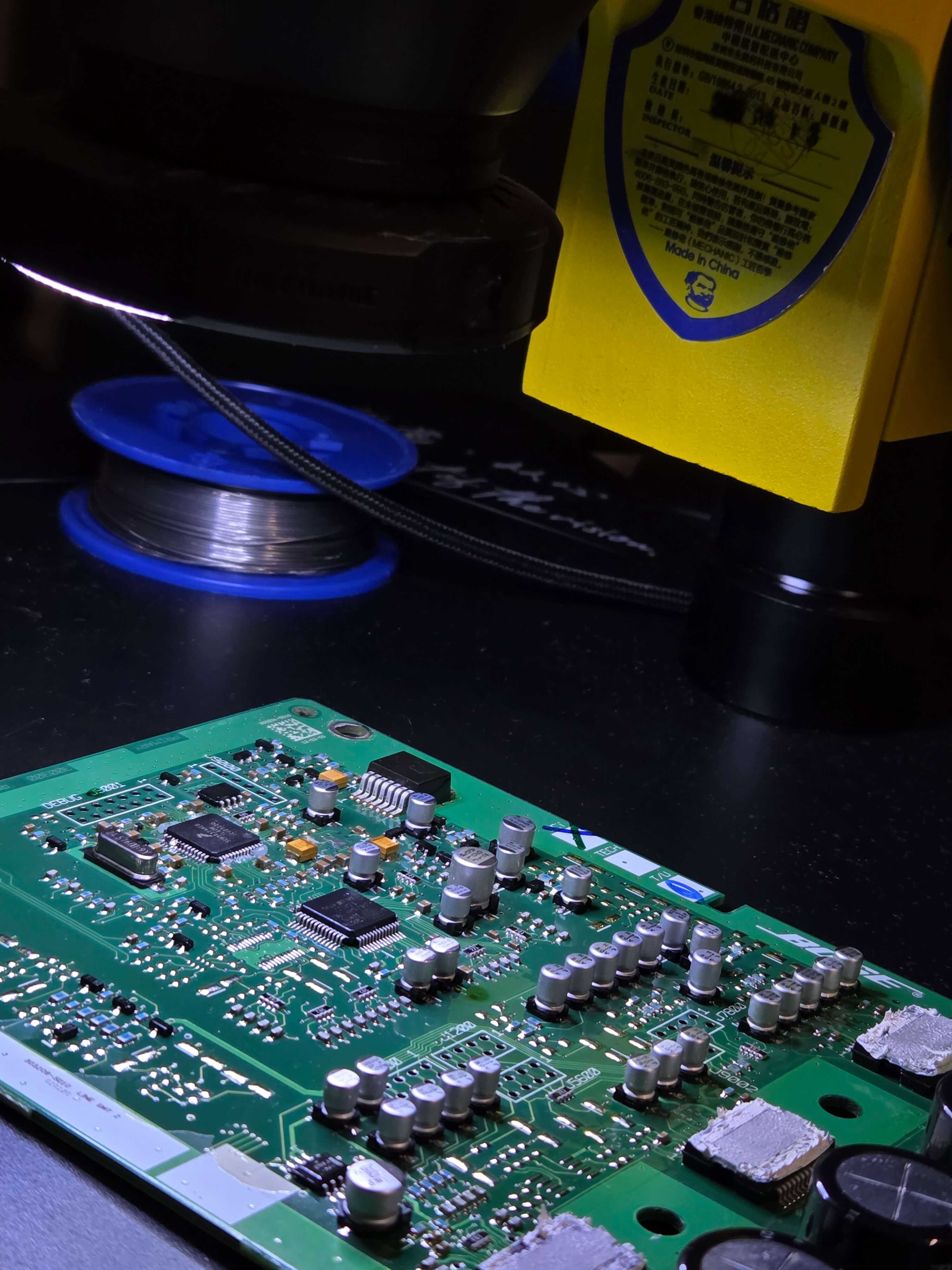 Otwarty wzmacniacz Bose Mazda 6 PCB